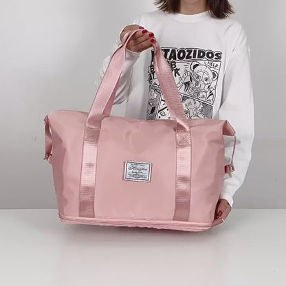 UrbanFlex™ – Bolso Expandible Impermeable - Gym & Viajes